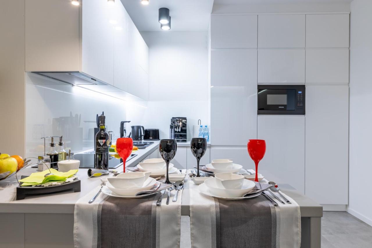 Leo Apartament Delux 우스트르치키 돌네 외부 사진