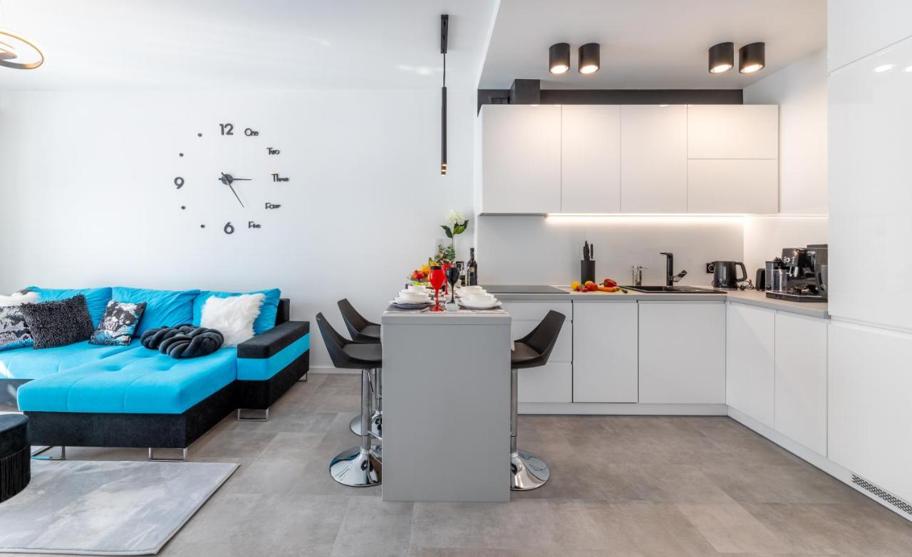Leo Apartament Delux 우스트르치키 돌네 외부 사진