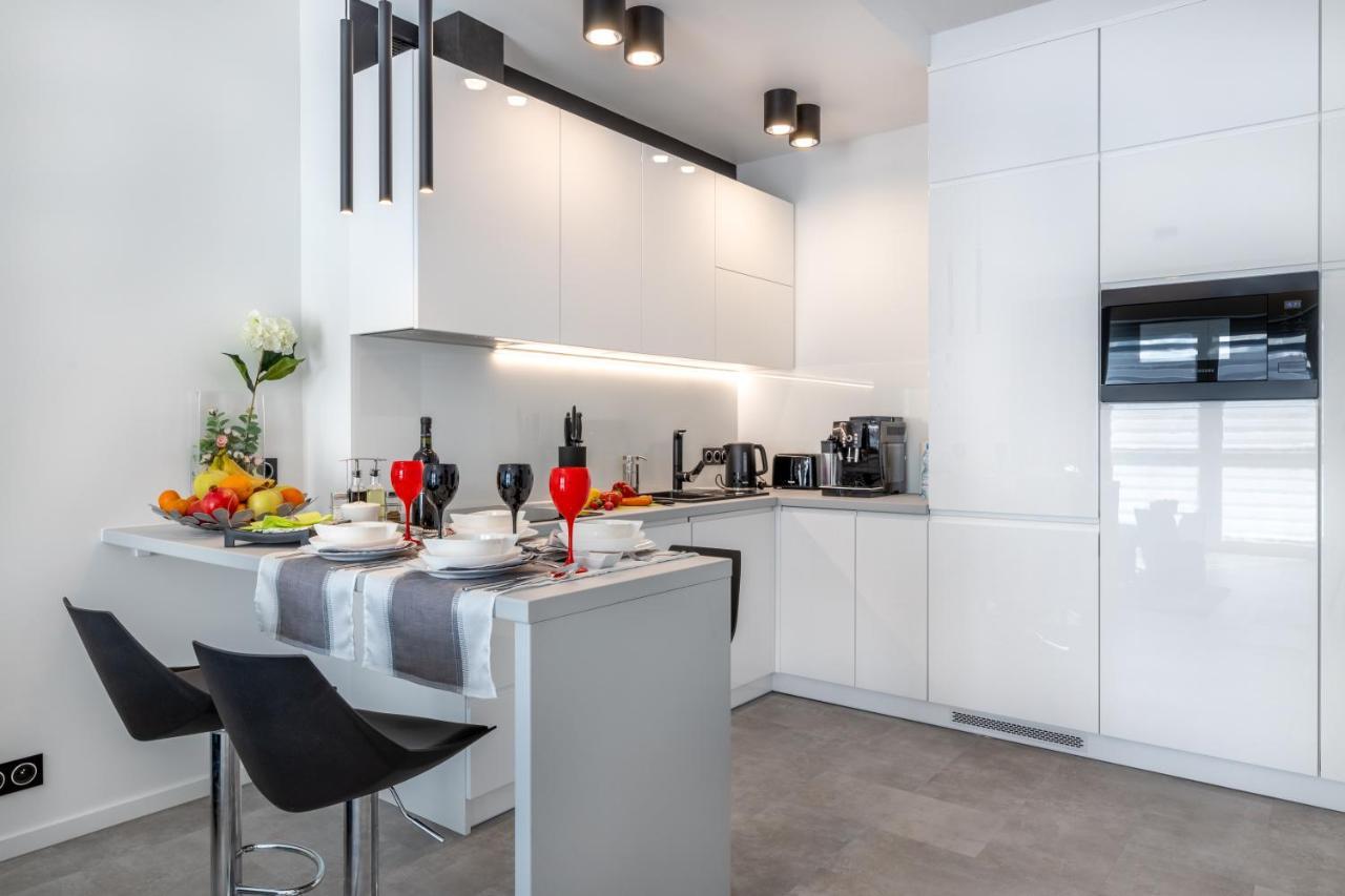 Leo Apartament Delux 우스트르치키 돌네 외부 사진