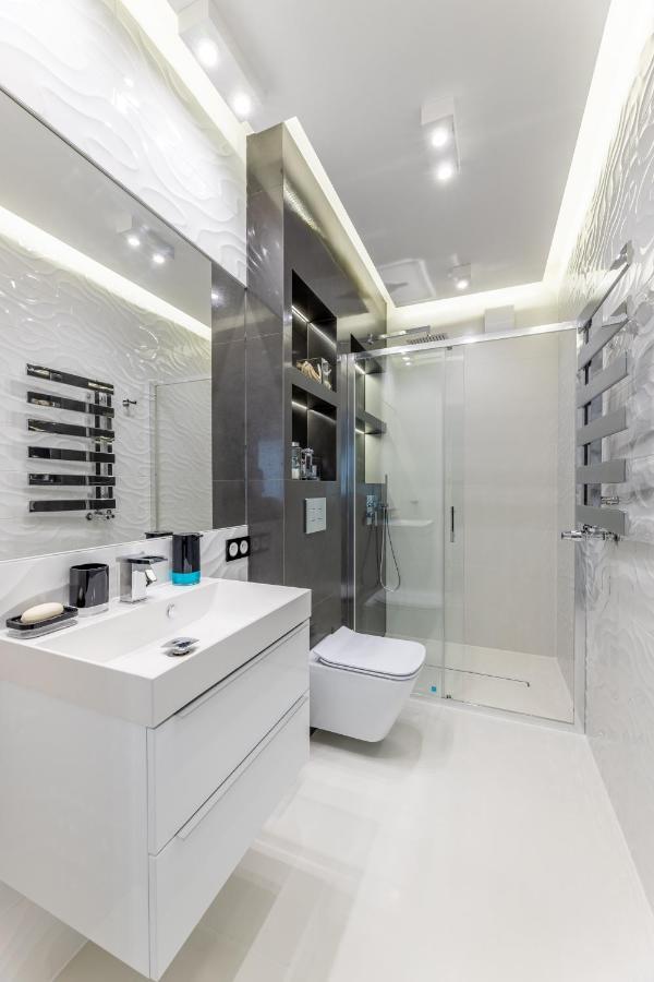 Leo Apartament Delux 우스트르치키 돌네 외부 사진