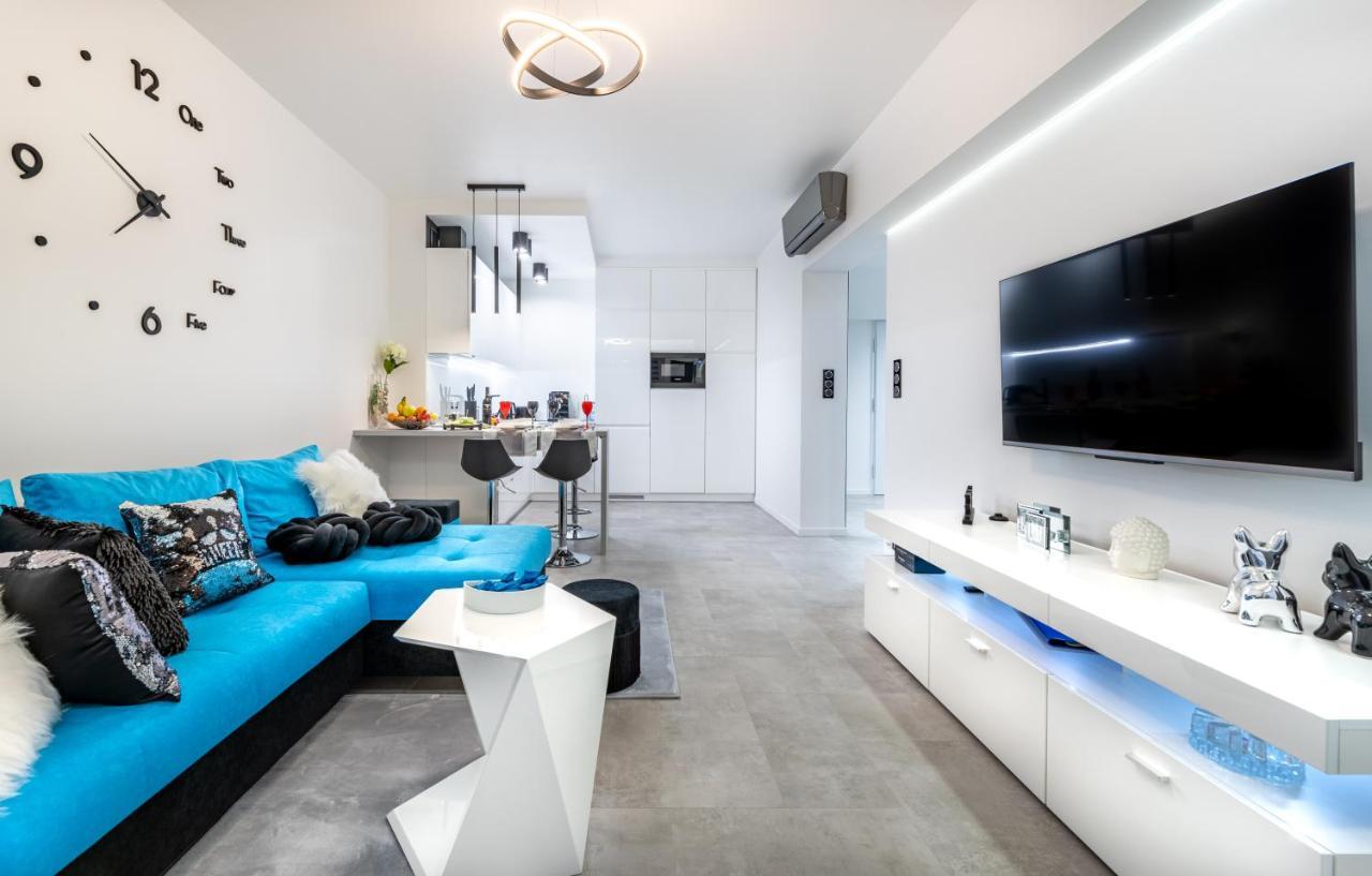 Leo Apartament Delux 우스트르치키 돌네 외부 사진