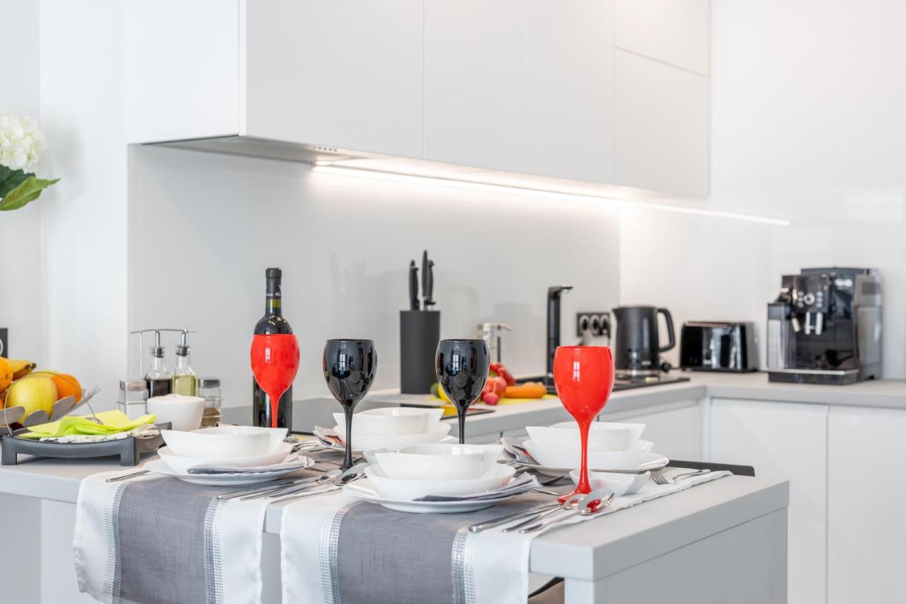 Leo Apartament Delux 우스트르치키 돌네 외부 사진