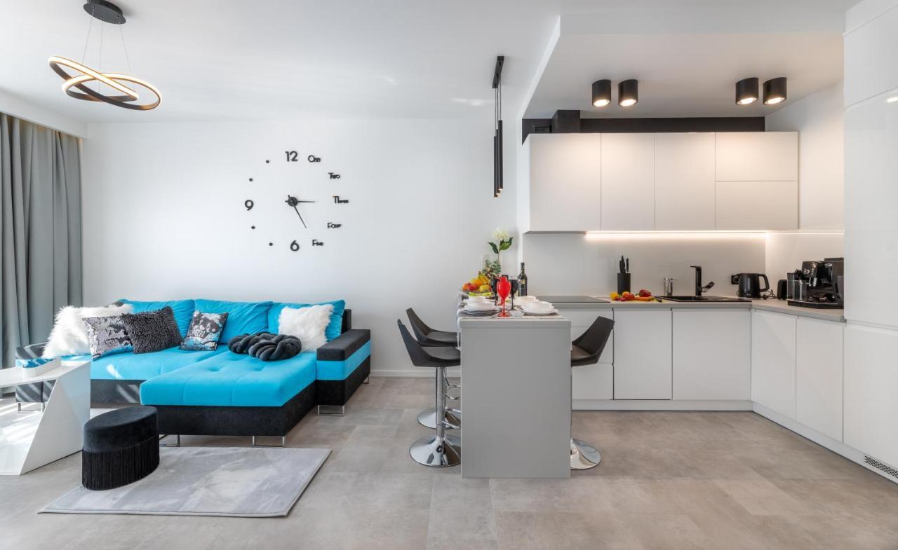 Leo Apartament Delux 우스트르치키 돌네 외부 사진