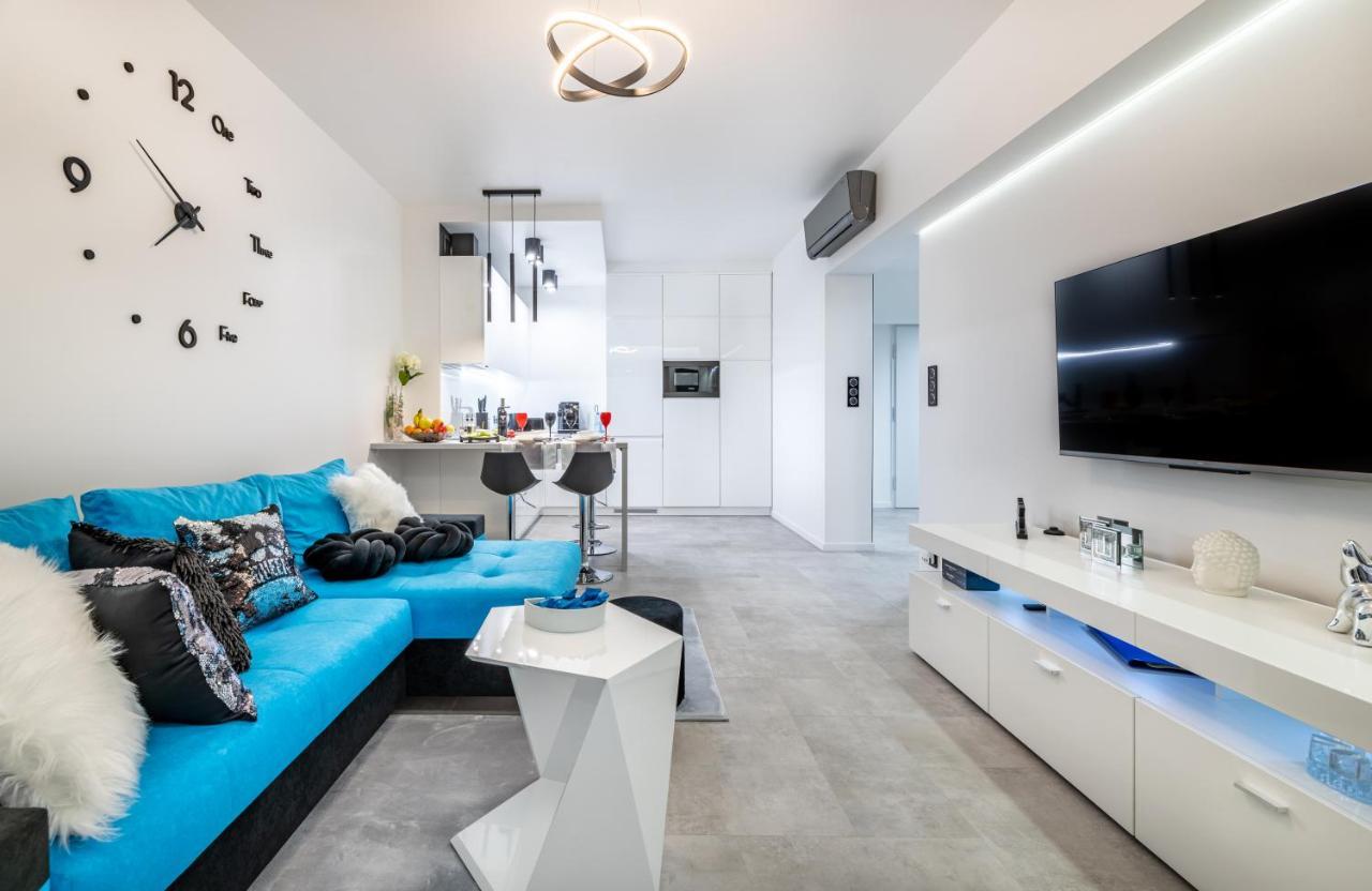 Leo Apartament Delux 우스트르치키 돌네 외부 사진