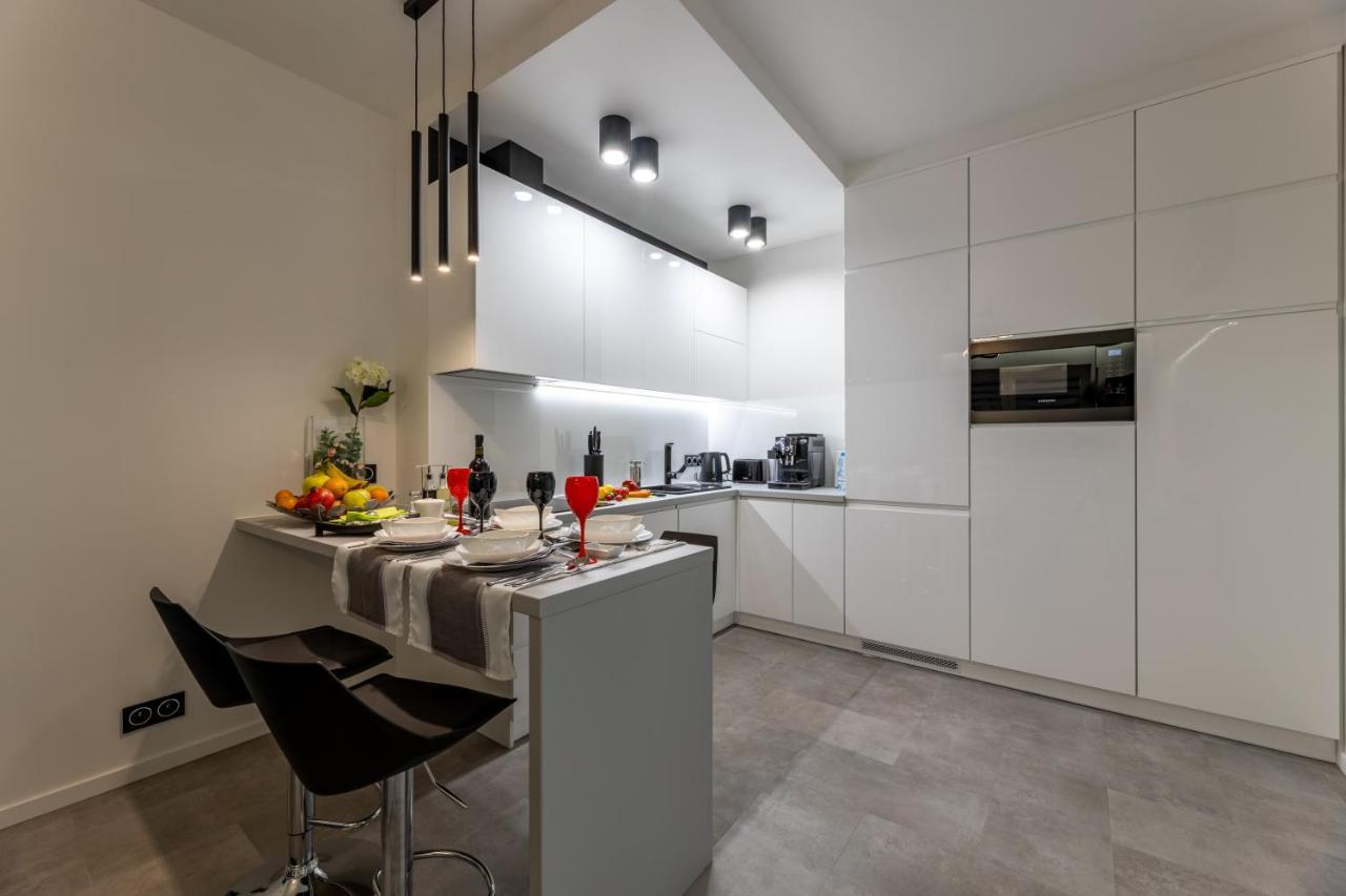 Leo Apartament Delux 우스트르치키 돌네 외부 사진