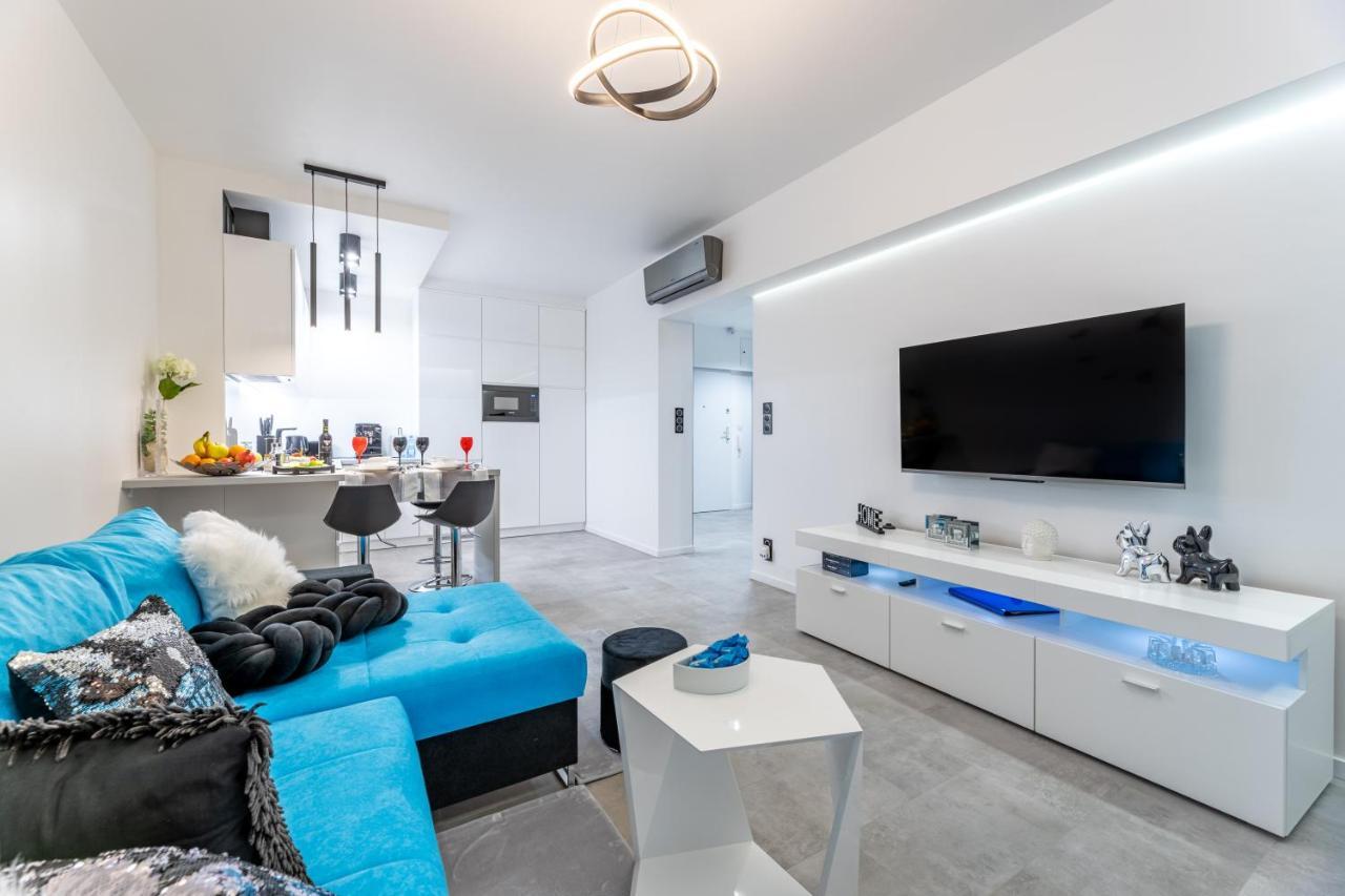 Leo Apartament Delux 우스트르치키 돌네 외부 사진
