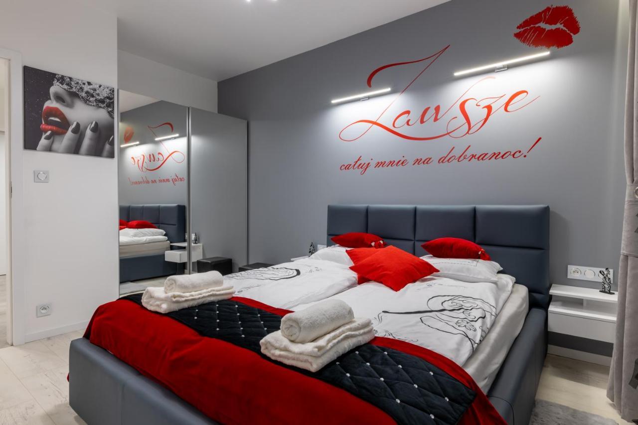 Leo Apartament Delux 우스트르치키 돌네 외부 사진
